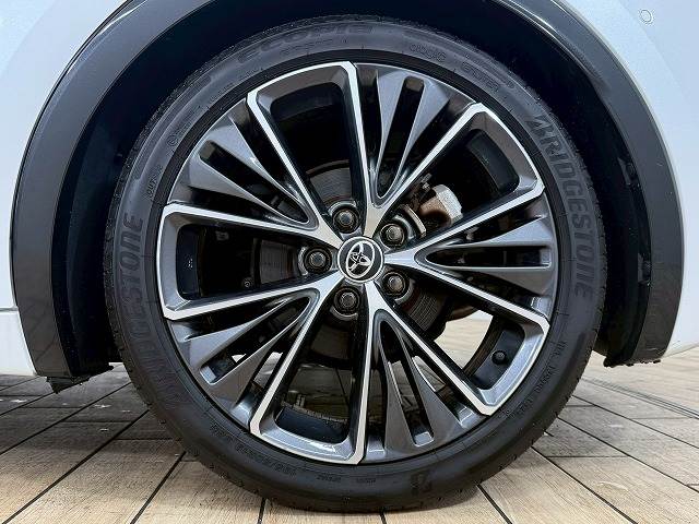 トヨタ プリウスの画像19