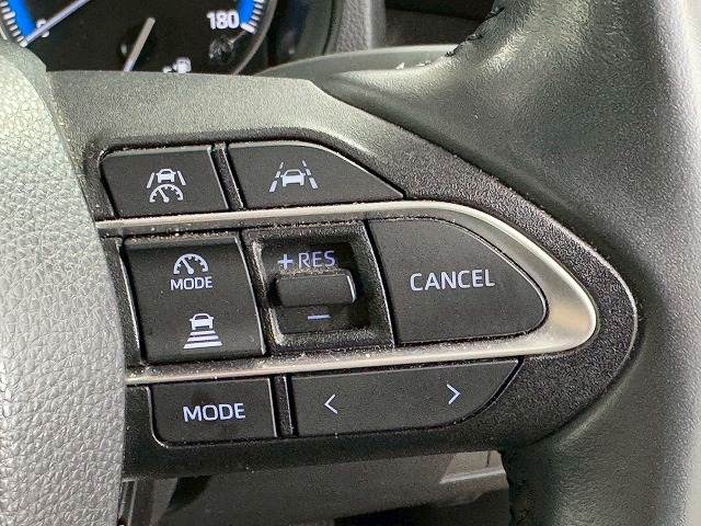 トヨタ ヴォクシーハイブリッドの画像8