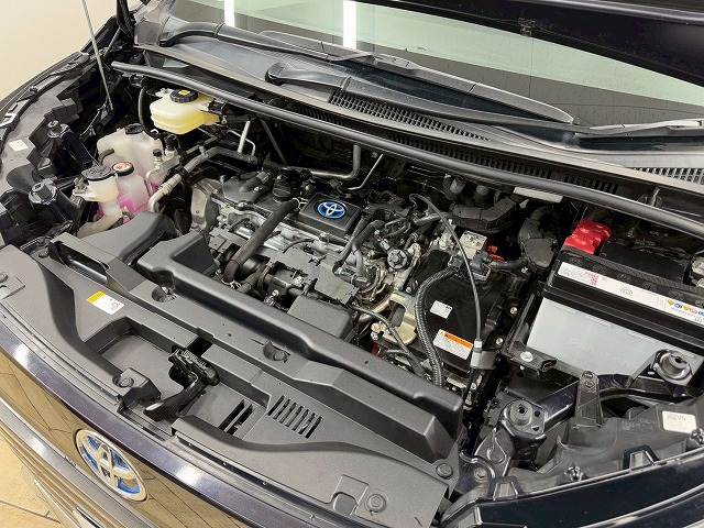 トヨタ ヴォクシーハイブリッドの画像18