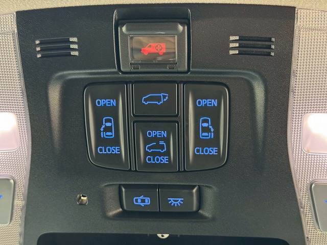 トヨタ ヴェルファイアの画像10