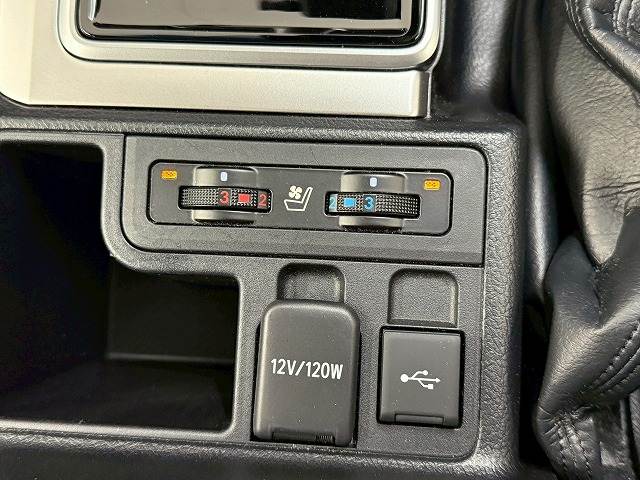トヨタ ランドクルーザープラドの画像9