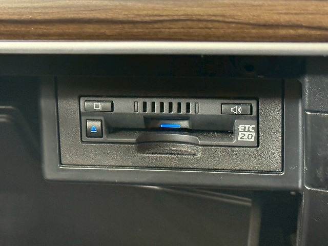 トヨタ ランドクルーザープラドの画像12