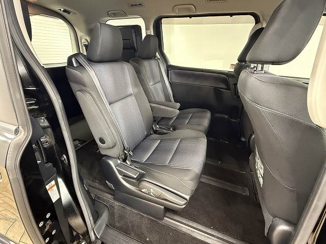 ヴォクシーZS 煌2 7人 内装他