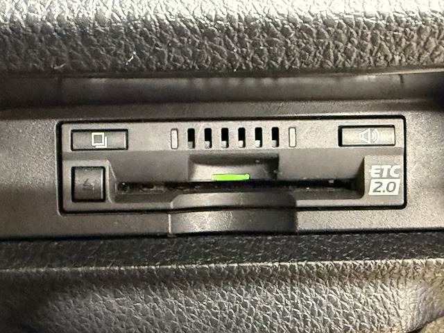 トヨタ ヴォクシーの画像12