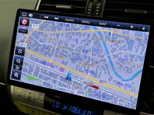 トヨタ ランドクルーザープラドの画像3