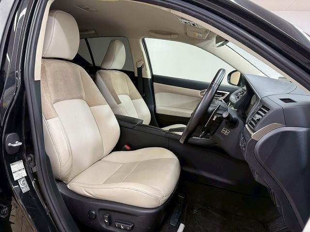 CTCT200h “version C” 内装他