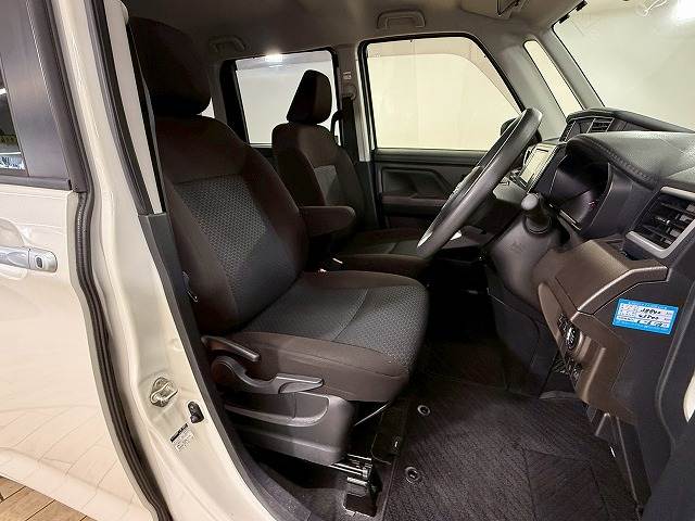 ルーミーG 内装他