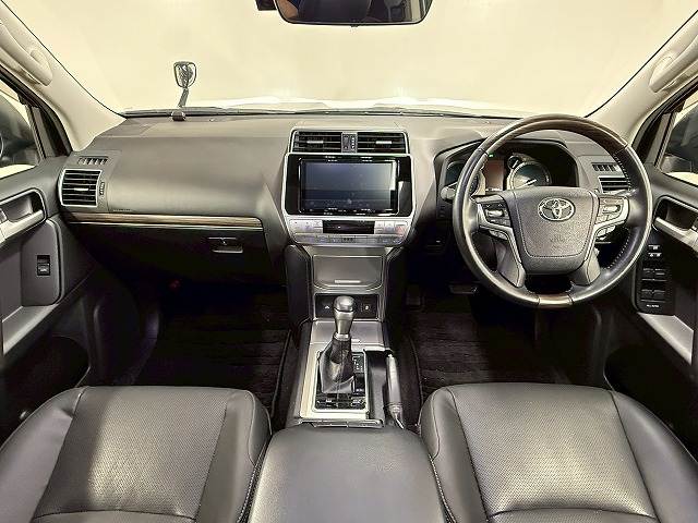 トヨタ ランドクルーザープラドの画像2