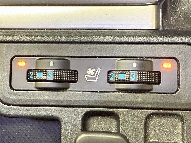 トヨタ ランドクルーザープラドの画像8