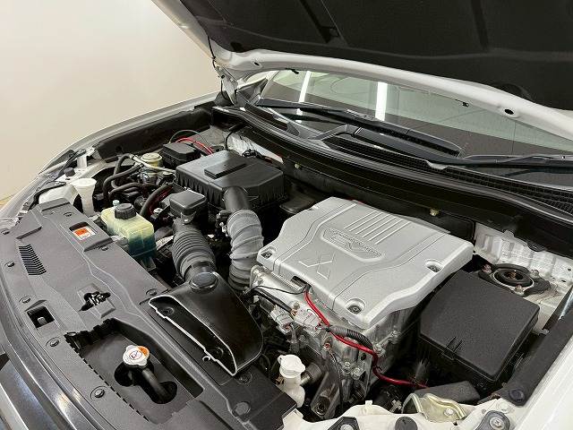 三菱 アウトランダーPHEVの画像18