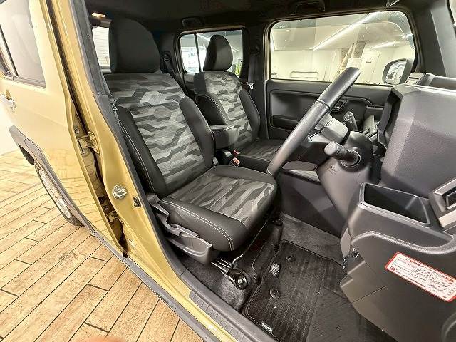 タフトG“クロム ベンチャー” 内装他