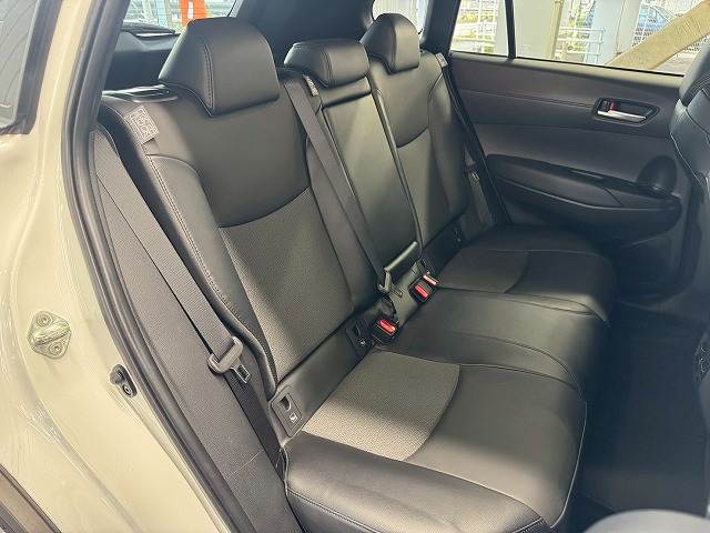 カローラクロスHYBRID Z 内装他