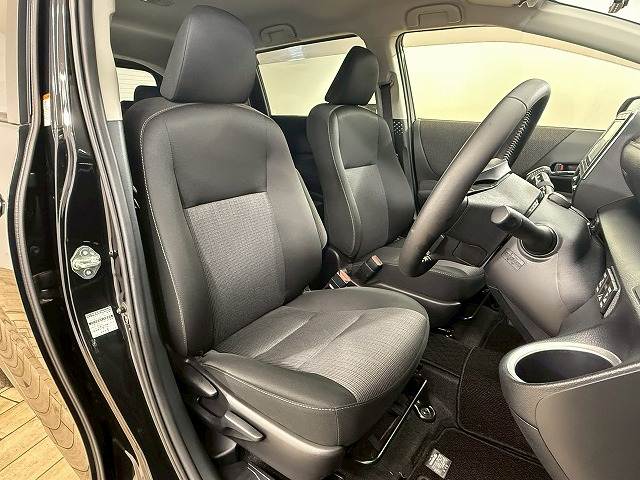 シエンタG セーフティ-エディション 内装他