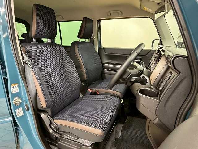 ハスラーJ STYLEIIターボ 全方位モニター付メモリーナビゲーション 内装他