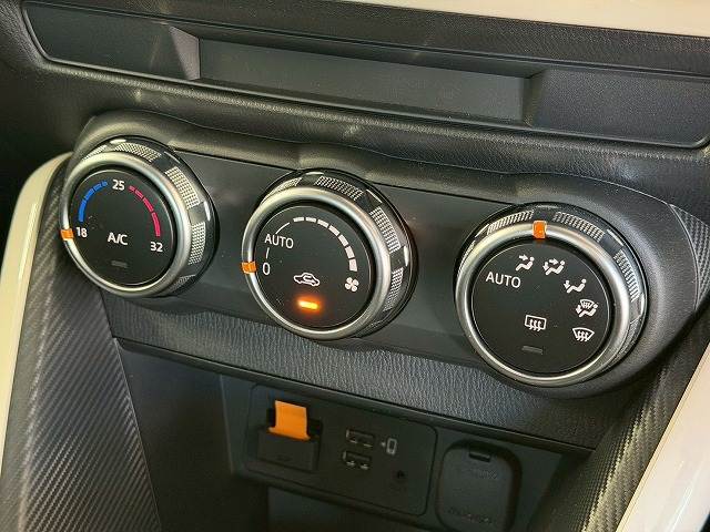 マツダ MAZDA2の画像8