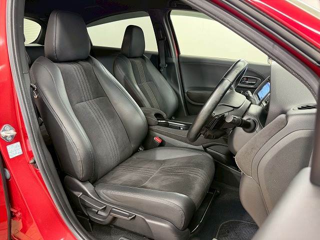 ホンダ ヴェゼルハイブリッドの画像5