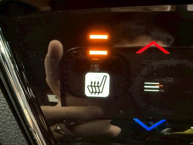 ホンダ ヴェゼルハイブリッドの画像8