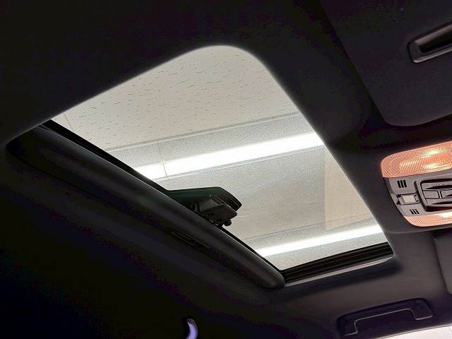 トヨタ ヴェルファイアの画像8