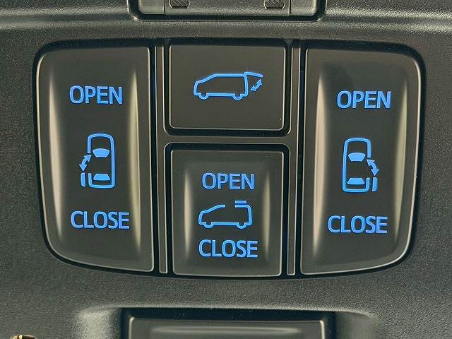 トヨタ ヴェルファイアの画像9