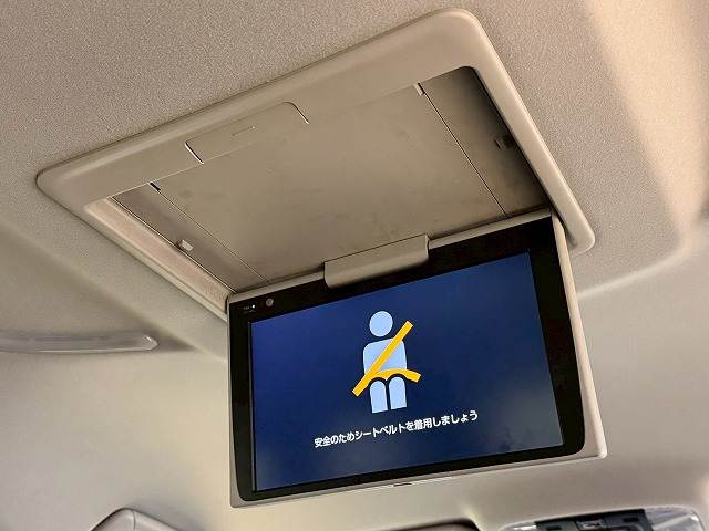 トヨタ ヴェルファイアの画像9