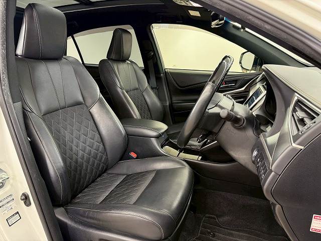 ハリアーPREMIUM 内装他