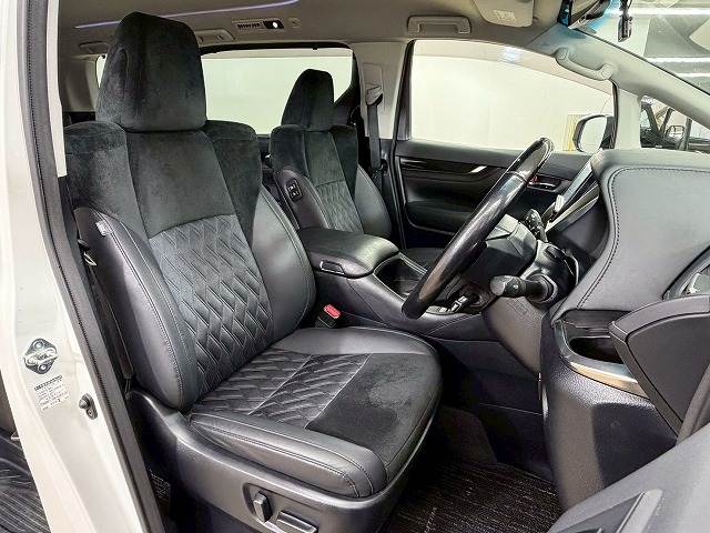 ヴェルファイアZ“G エディション” 内装他