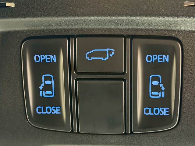 トヨタ ヴェルファイアの画像8