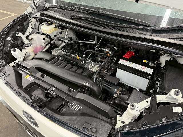 トヨタ ヴォクシーの画像18