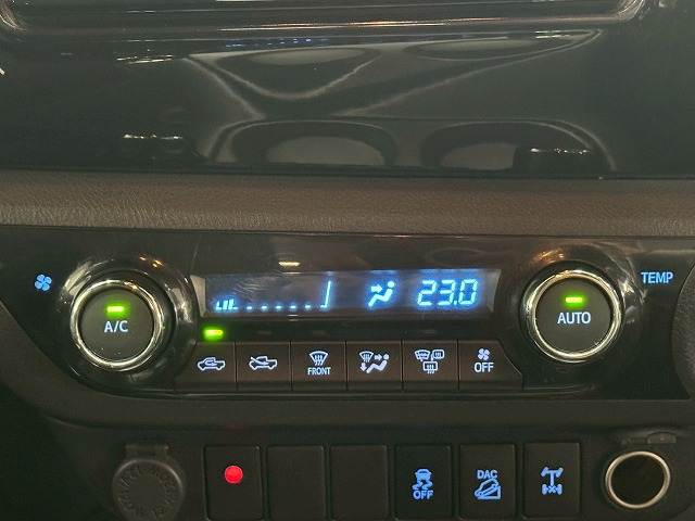 トヨタ ハイラックスの画像12