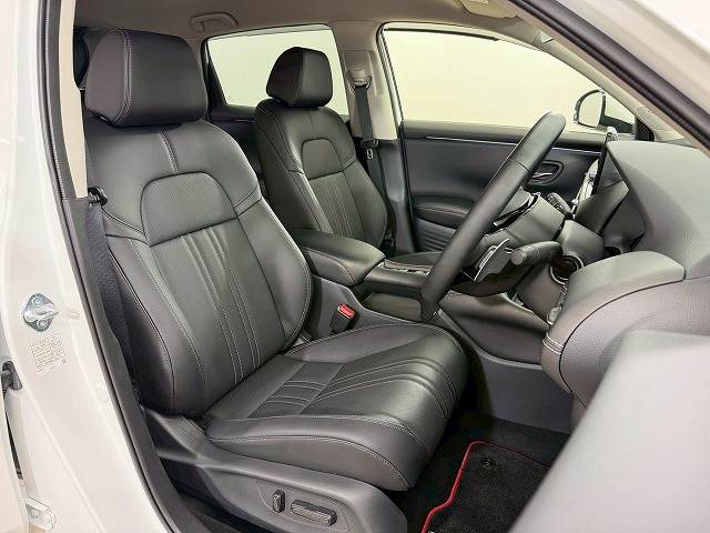 ZR-Ve:HEV Z 内装他