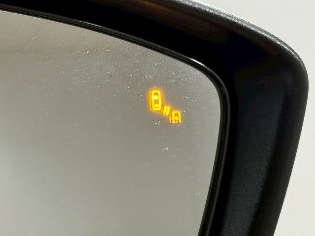 三菱 エクリプスクロスPHEVの画像8