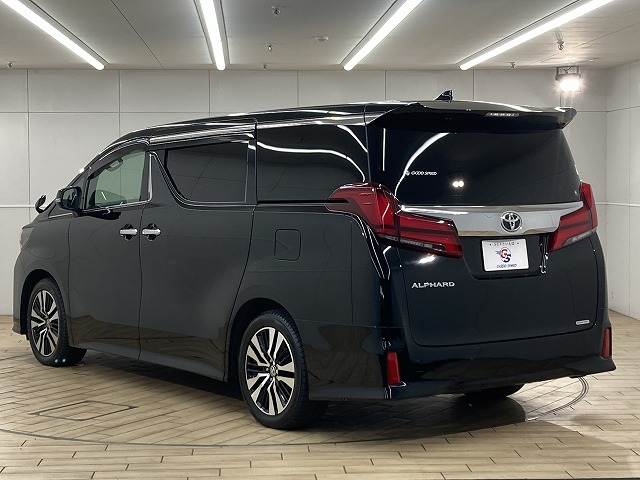 トヨタ アルファードの画像16