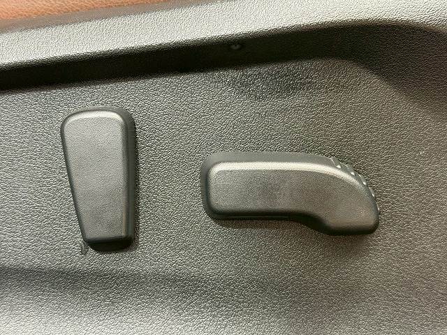 スバル フォレスターの画像11