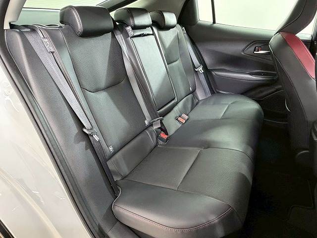 プリウスZ 内装他