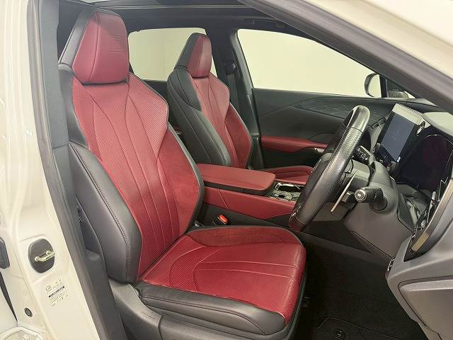 RXRX500h “F SPORT Performance” 内装他