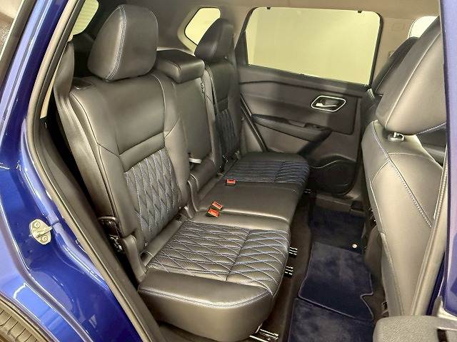 エクストレイルAUTECH e-4ORCE  Advanced Package 内装他