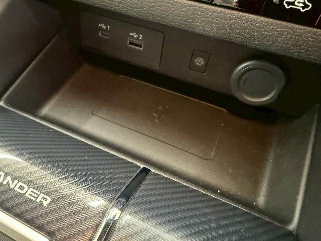 三菱 アウトランダーPHEVの画像12