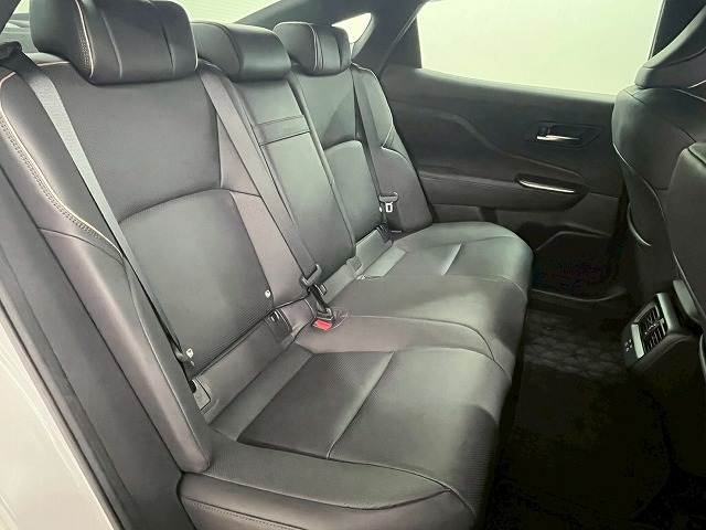 クラウンクロスオーバーG “Advanced・Leather Package” 内装他