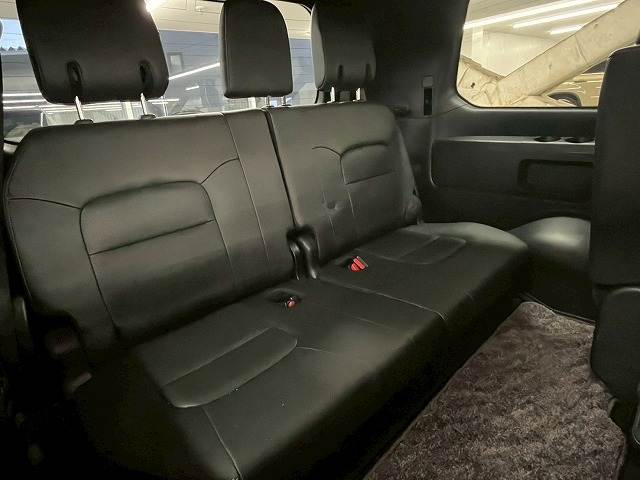 トヨタ ランドクルーザー200系の画像7