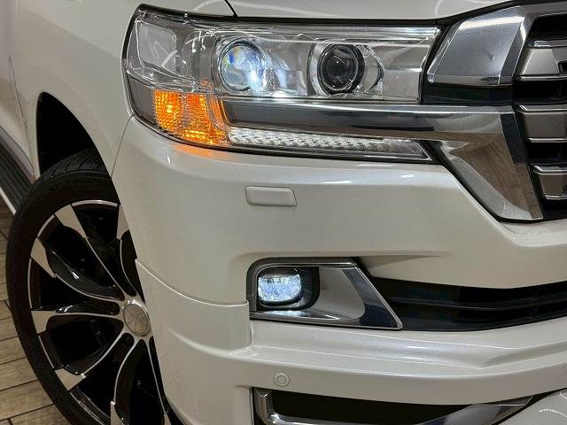 トヨタ ランドクルーザー200系の画像19