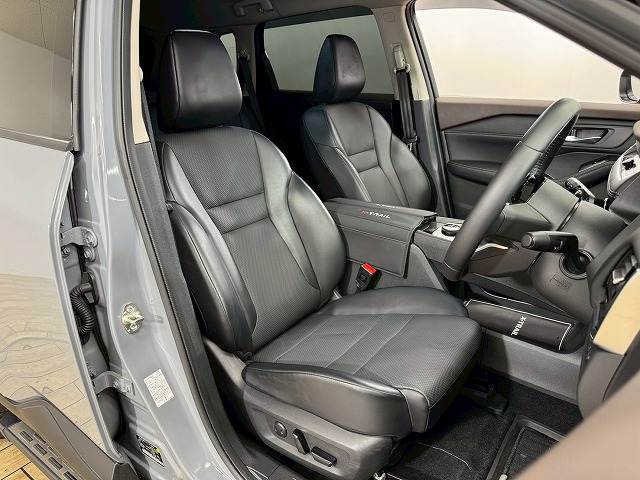 エクストレイルX e-4ORCE エクストリーマーX 内装他