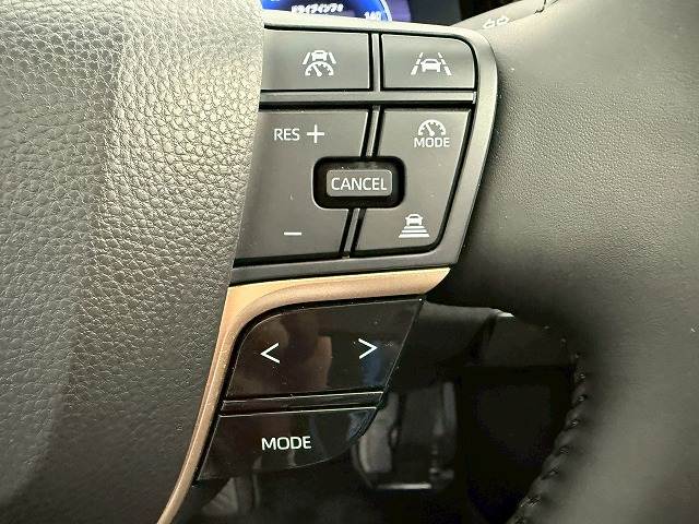 トヨタ クラウンクロスオーバーの画像8