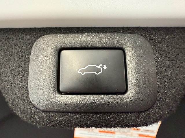 トヨタ クラウンクロスオーバーの画像11