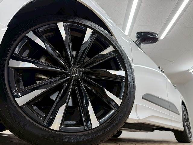 トヨタ クラウンクロスオーバーの画像19