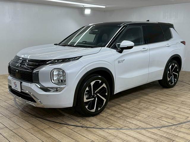 三菱 アウトランダーPHEVの画像15