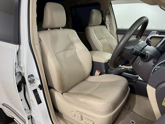 ランドクルーザープラドTX Lパッケージ 内装他