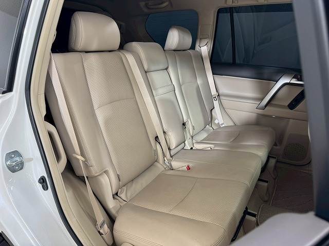 ランドクルーザープラドTX Lパッケージ 内装他