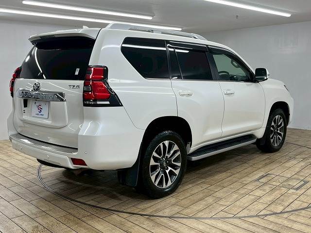 トヨタ&nbsp;ランドクルーザープラドの画像17