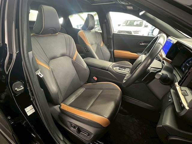 クラウンクロスオーバーRS “Advanced” 内装他