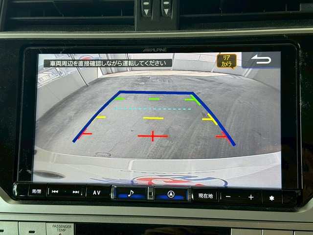 ランドクルーザープラドTX“Lパッケージ・Matt Black Edition”7人乗り 内装他